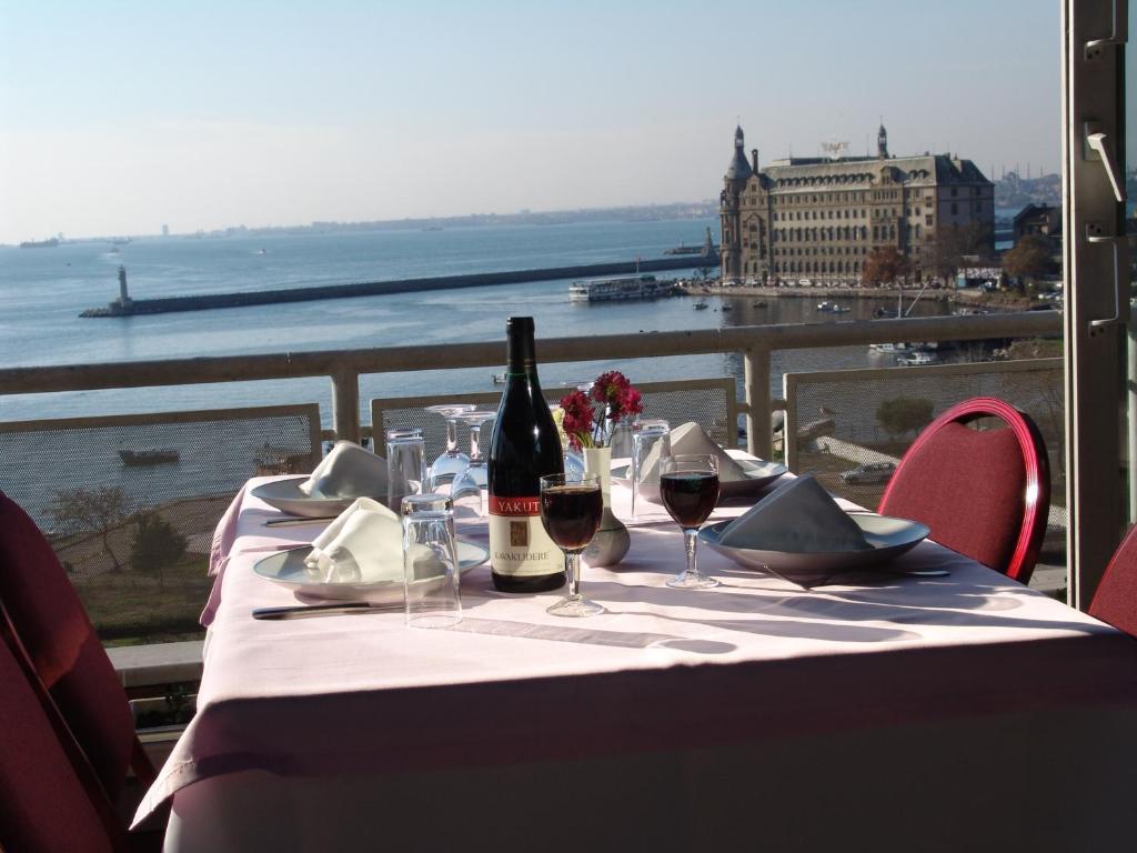 Kadikoey Rihtim Hotel Istambul Extérieur photo